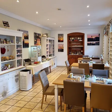 Hotel Boutiquehotel Goldene Rose - Self-check-in 3*