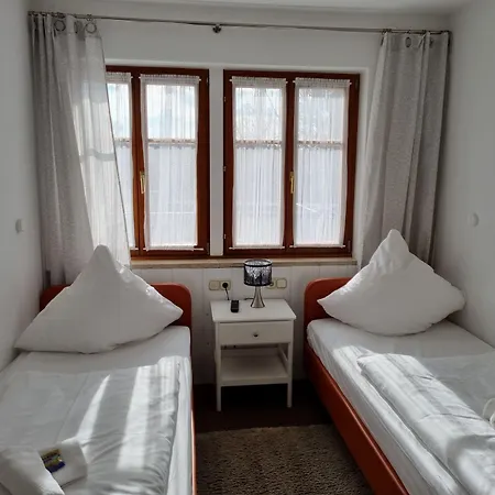 Hotel Boutiquehotel Goldene Rose - Self-check-in 3*