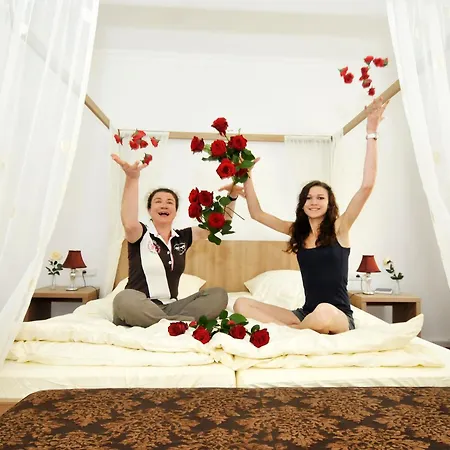 Hotel Boutiquehotel Goldene Rose - Self-check-in 3*