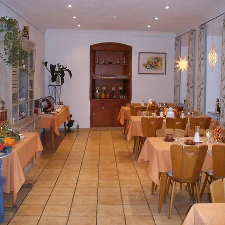 Hotel Boutiquehotel Goldene Rose - Self-check-in Rothenburg ob der Tauber
