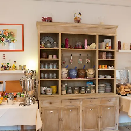 Boutiquehotel Goldene Rose - Self-check-in 3*