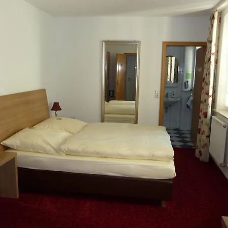 Boutiquehotel Goldene Rose - Self-check-in 3*