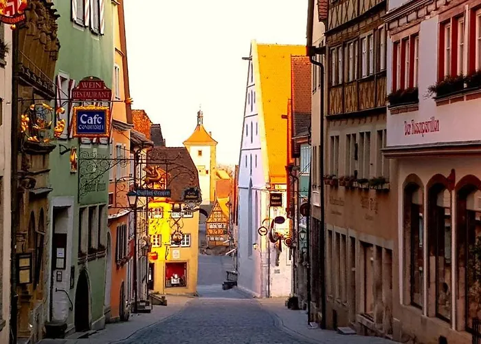 Boutiquehotel Goldene Rose - Self-check-in Hotel 3*